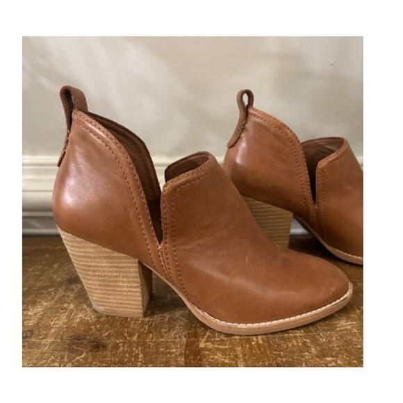 Jeffrey Campbell Rosalee Leather Slip On Boots Stacked Block Heel Booties Sz 8 - Picture 1 of 9